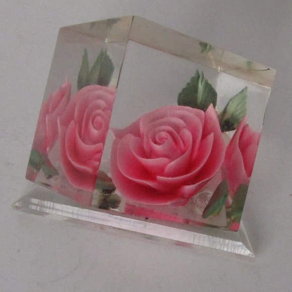 hand crafted rose in leucite cube paperweight - Picture 4 of 7
